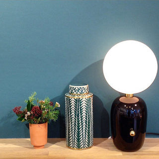 Kade Table Lamp Yeswarmlighting